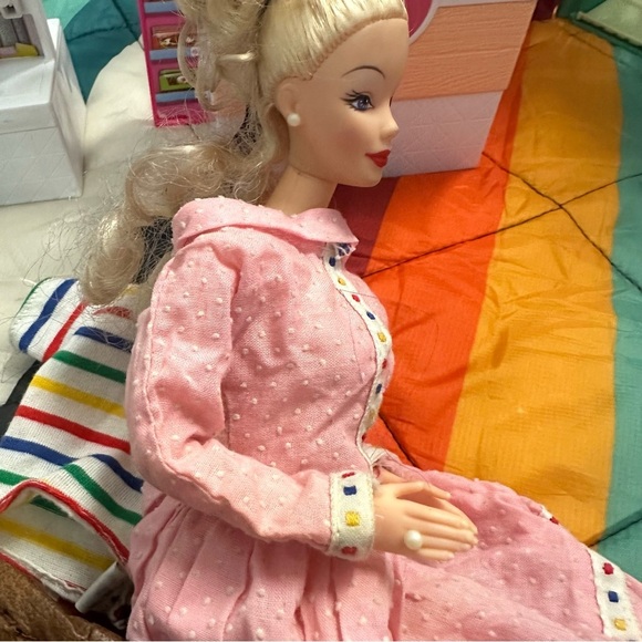 Vintage- now Barbie huge lot! Collectible hard to find - Picture 5 of 16